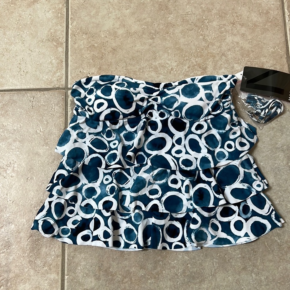 NWT Miracle suit tankini top